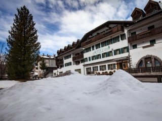 Hotel Orsa Maggiore - Lyžařské zájezdy Hotel Orsa Maggiore - Lyžařské zájezdy