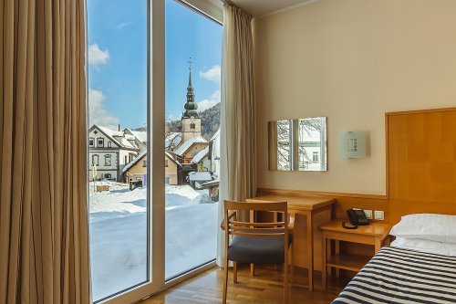 Hotel Ramada Hotel & Suites - Julské Alpy - Slovinsko, Kranjska Gora - Lyžařské zájezdy