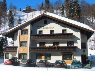 Pension Riedlsperger - Salcbursko - Rakousko, Saalbach, Leogang, Fieberbrunn - Lyžařské zájezdy Pension Riedlsperger - Salcbursko - Rakousko, Saalbach, Leogang, Fieberbrunn - Lyžařské zájezdy