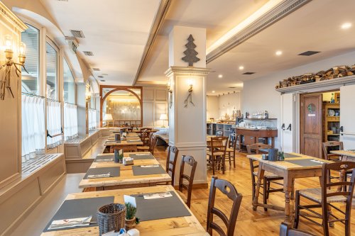 Aparthotel Sporting - Dolomiti Superski - Itálie, San Martino di Castrozza, Passo Rolle - Lyžařské zájezdy