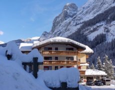 Hotel Dolomites Inn
