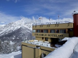 Hotel Villaggio Girasole - Alta Valtellina - Itálie, Bormio, San Colombano - Lyžařské zájezdy Hotel Villaggio Girasole - Alta Valtellina - Itálie, Bormio, San Colombano - Lyžařské zájezdy