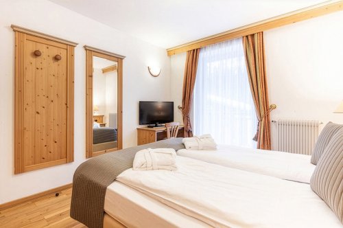 Luxury Hotel Grand Chalet Soreghes - Dolomiti Superski - Itálie, Val di Fassa e Carezza - Lyžařské zájezdy