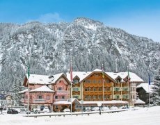 Luxury Hotel Grand Chalet Soreghes