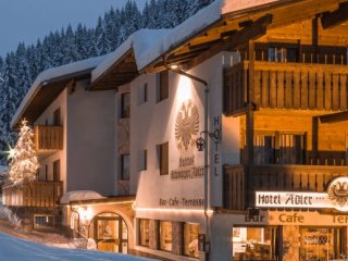 Hotel Adler Carezza - Nova Levante - Itálie, Dolomiti Superski - Ubytování Hotel Adler Carezza - Nova Levante - Itálie, Dolomiti Superski - Ubytování