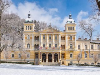 Ensana Nové Lázně-balíček Minikúra - Lázně - Česká republika, Mariánské Lázně - Lyžařské zájezdy Ensana Nové Lázně-balíček Minikúra - Lázně - Česká republika, Mariánské Lázně - Lyžařské zájezdy