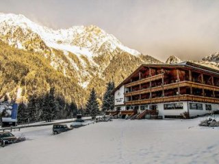Sporthotel Wildgall - Dolomiti Superski - Itálie, Kronplatz - Plan de Corones - Lyžařské zájezdy Sporthotel Wildgall - Dolomiti Superski - Itálie, Kronplatz - Plan de Corones - Lyžařské zájezdy