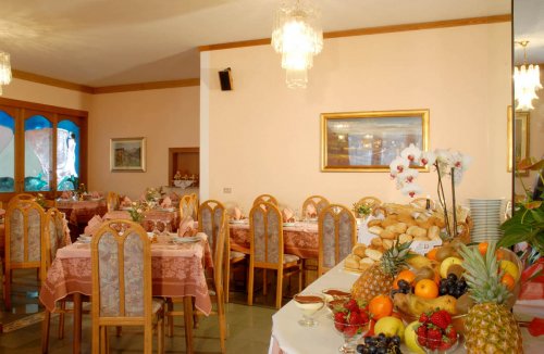 Hotel Sass Maor - Dolomiti Superski - Itálie, San Martino di Castrozza, Passo Rolle - Lyžařské zájezdy