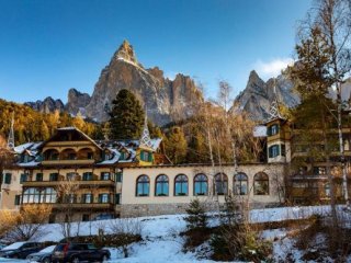 Hotel Salegg - Dolomiti Superski - Itálie, Val Gardena, Alpe di Siusi - Lyžařské zájezdy Hotel Salegg - Dolomiti Superski - Itálie, Val Gardena, Alpe di Siusi - Lyžařské zájezdy