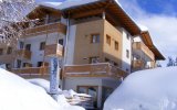 Katalog zájezdů, Hotel Alpine Mugon