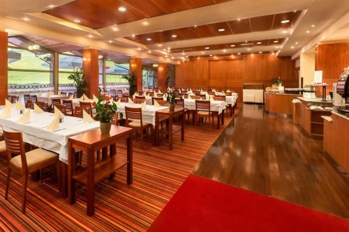 Ramada Resort - Julské Alpy - Slovinsko, Kranjska Gora - Lyžařské zájezdy