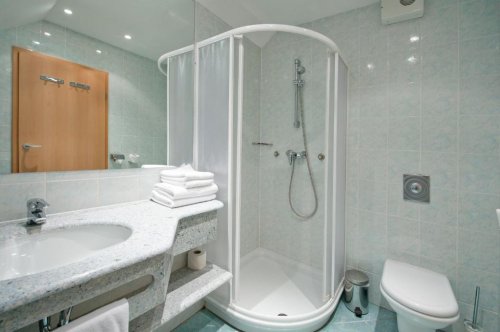 Ramada Hotel & Suites - Julské Alpy - Slovinsko, Kranjska Gora - Lyžařské zájezdy