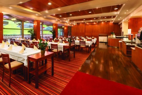 Ramada Resort (se skipasem) - Julské Alpy - Slovinsko, Kranjska Gora - Lyžařské zájezdy