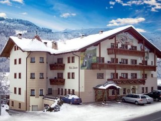 Hotel Villa Jolanda - Val di Fiemme - Itálie, Ziano di Fiemme - Lyžařské zájezdy Hotel Villa Jolanda - Val di Fiemme - Itálie, Ziano di Fiemme - Lyžařské zájezdy