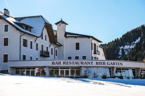 Hotel Corno Bianco - Itálie, Nova Ponente - Lyžařské zájezdy