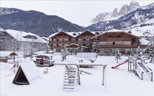 Sella Ronda & Dependance Serenella - Dolomity - Itálie, Val di Fassa - Lyžařské zájezdy