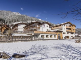 Familyhotel Viktoria - Ortler Skiarena - Itálie, Schwemmalm - Val d´Ultimo - Lyžařské zájezdy Familyhotel Viktoria - Ortler Skiarena - Itálie, Schwemmalm - Val d´Ultimo - Lyžařské zájezdy
