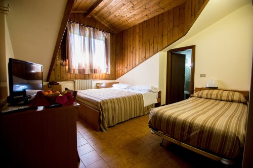 Hotel Casa Montana S. Maddalena - Benátsko - Itálie, Cortina d´Ampezzo - Lyžařské zájezdy