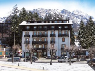Hotel Majoni - Benátsko - Itálie, Cortina d´Ampezzo - Lyžařské zájezdy Hotel Majoni - Benátsko - Itálie, Cortina d´Ampezzo - Lyžařské zájezdy